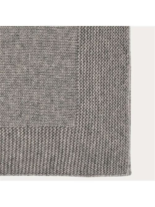 Coperta per neonati in cashmere grigio chiaroQuesta copertina per neonati in tinta unita è uno dei pezzi iconici del marchio. Realizzata in cashmere, mantiene i più piccoli al caldo.Realizzato in 100% cashmereFormato quadratoBordi e dettagli a maglia legaccio90 x 90 CMComposizione: 100% Cashmere BONPOINT | PEBDA2360CO092